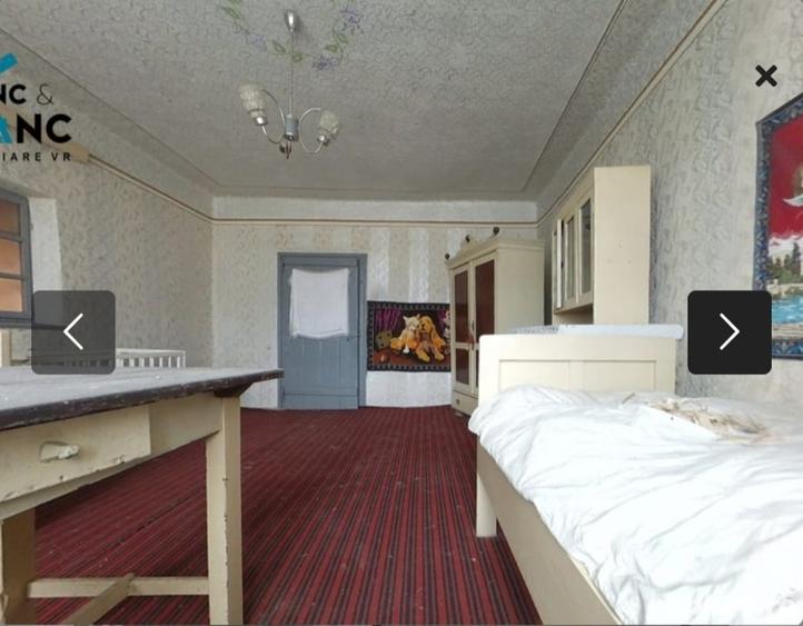Casă cu 5 camere în Șiclău