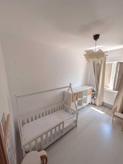 Apartament cu 3 camere decomandat în Canta