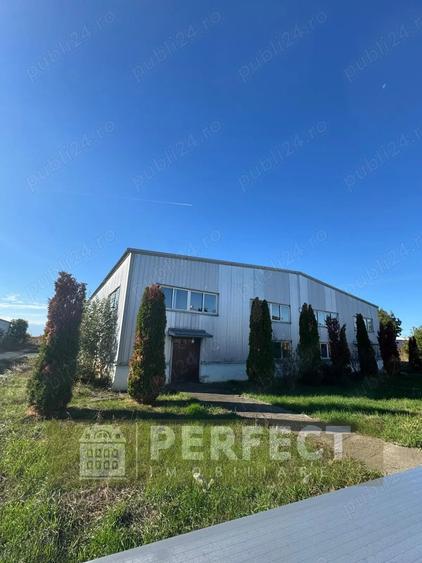 Spațiu comercial, de 3,840 mp, în Central