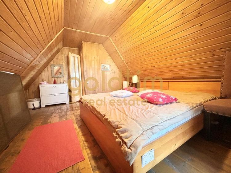 Casă individuală cu 4 camere cu Piscina în Ciofliceni