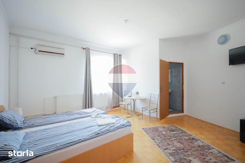 Spațiu comercial, de 755 mp, în Sânmartin