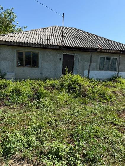 Casă cu 4 camere în Ursoaia