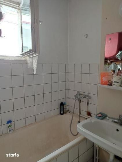 Apartament cu 2 camere semidecomandat în Sud