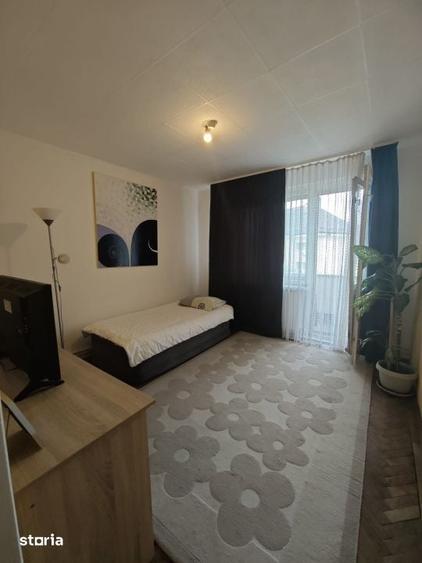 Apartament cu 4 camere în Central