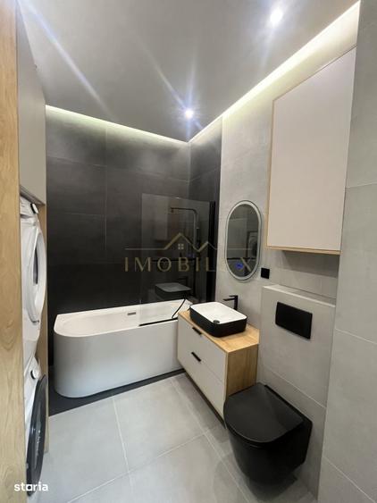 Apartament cu 3 camere decomandat în Florești