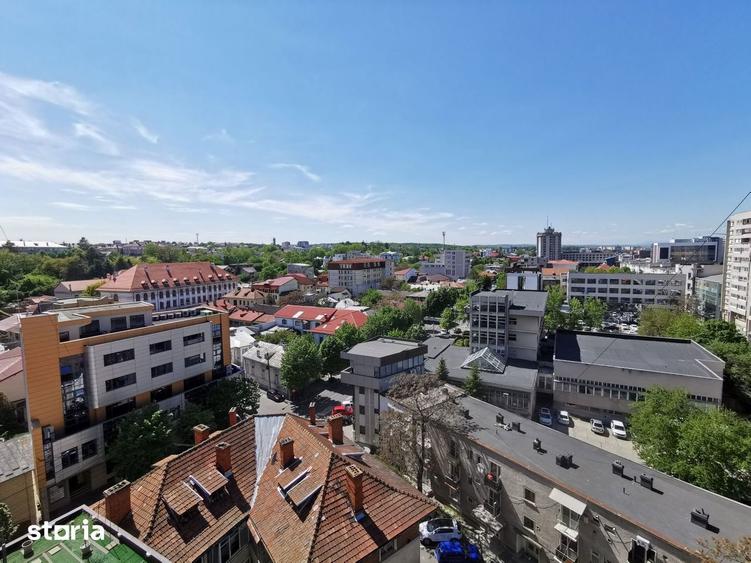 Apartament cu 3 camere decomandat, mobilat în Central