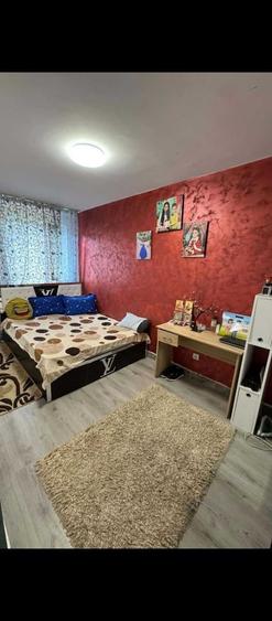 Apartament cu 4 camere în Hipodrom