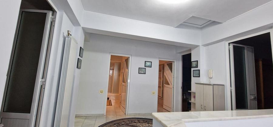 Casă individuală cu 5 camere cu Canalizare în Coiciu