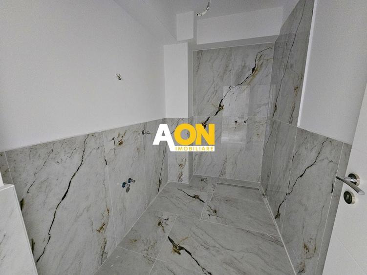 Apartament cu 3 camere decomandat în Cetate