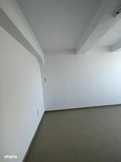 Spațiu comercial, de 60 mp, în Țuglui