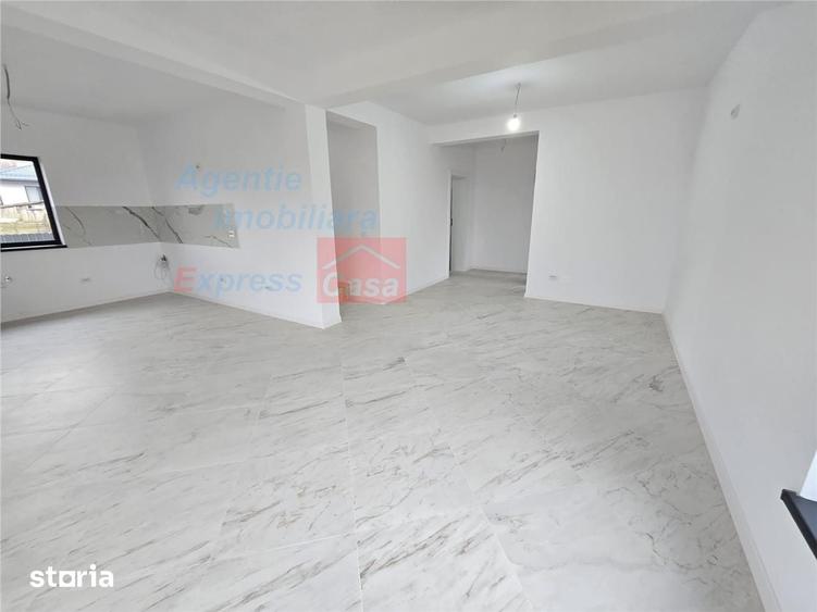Apartament cu 3 camere în Tătărași