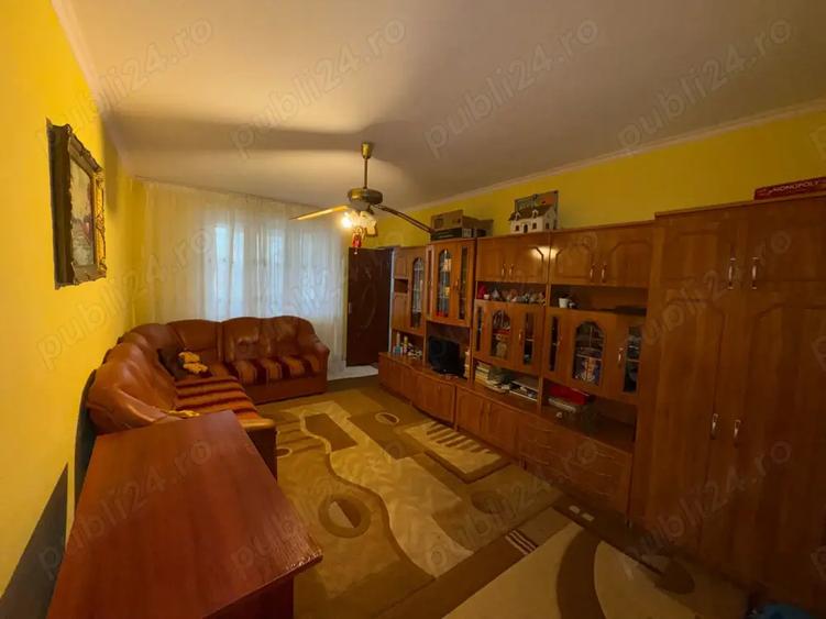 Apartament cu 2 camere semidecomandat în Central