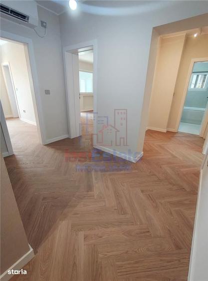 Apartament cu 4 camere decomandat în Copou