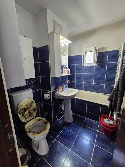 Apartament cu 2 camere decomandat în Ostroveni