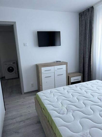 Apartament cu 2 camere decomandat în Vest