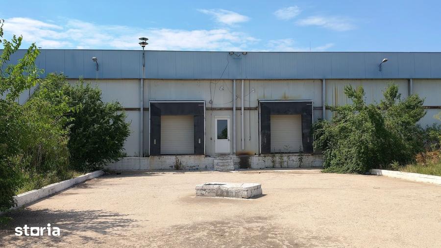 Spațiu comercial, de 1,000 mp, în Sud
