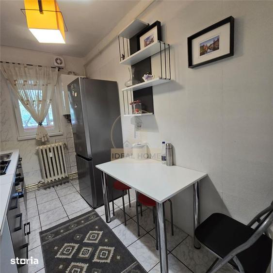 Apartament cu 2 camere semidecomandat în Mircea cel Bătrân