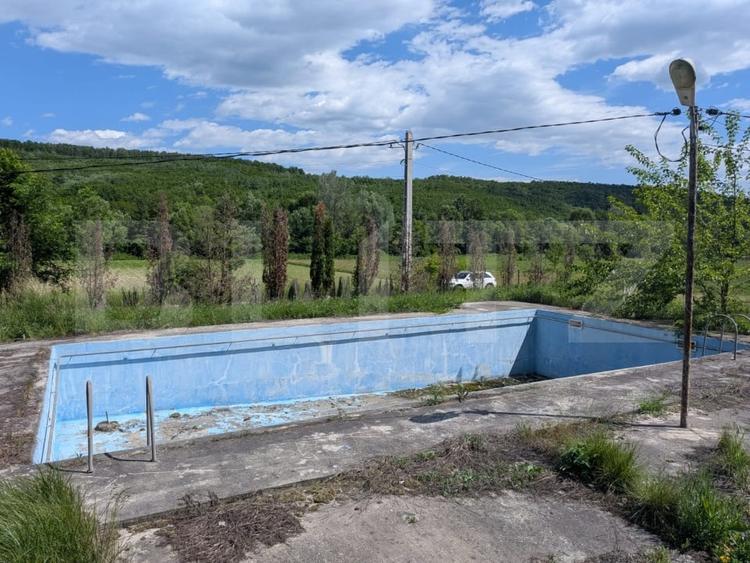 Teren Construcții intravilan de 957 mp, în Valea Mare