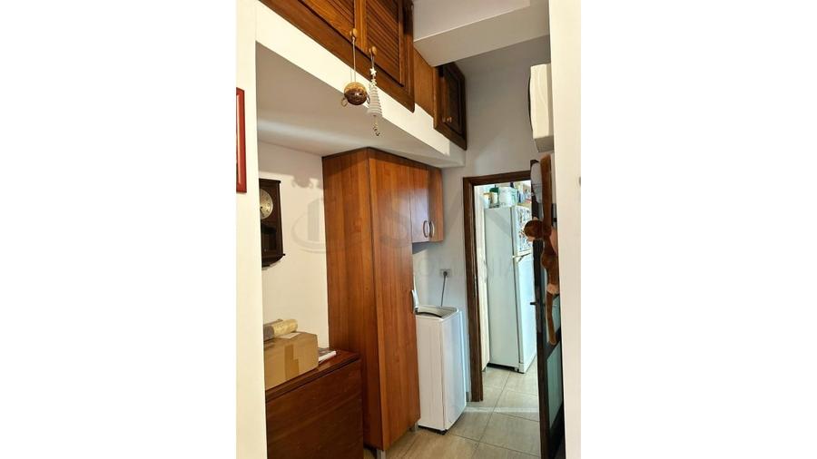 Apartament cu 3 camere decomandat, mobilat în Grădina Icoanei