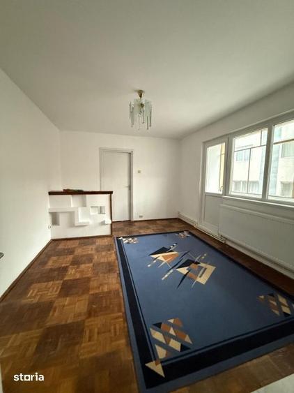 Apartament cu 2 camere semidecomandat în Brazda lui Novac