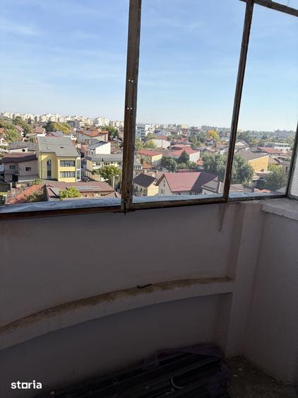 Apartament cu 3 camere decomandat în Giurgiului