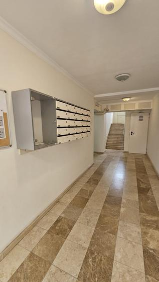 Apartament cu 3 camere decomandat în Iancu Nicolae