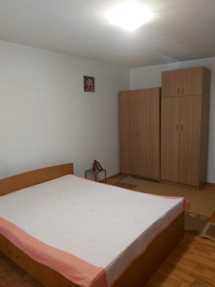 Garsonieră decomandată în Drumul Taberei