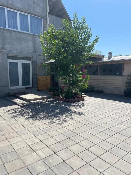 Casă cu 6 camere cu Teren 320 Mp în Colentina