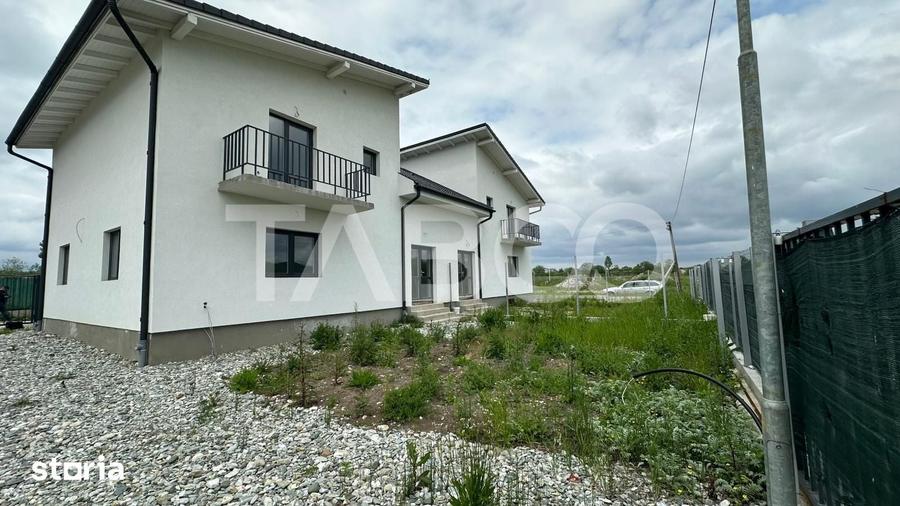 Casă cu 4 camere cu Teren 257 Mp în Șelimbăr