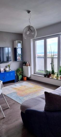 Apartament cu 3 camere decomandat, mobilat în Avantgarden