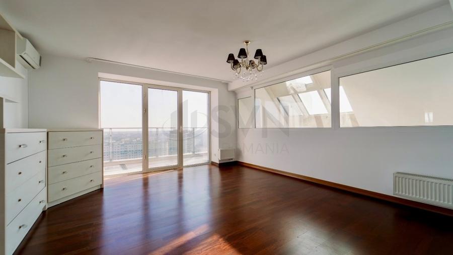 Apartament cu 3 camere decomandat, mobilat în Dristor