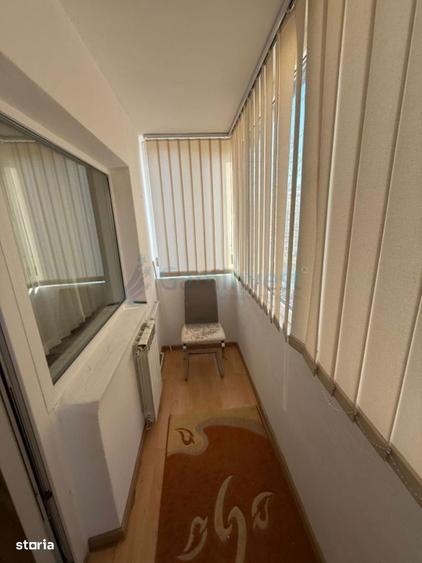 Apartament cu 3 camere decomandat în Rogerius
