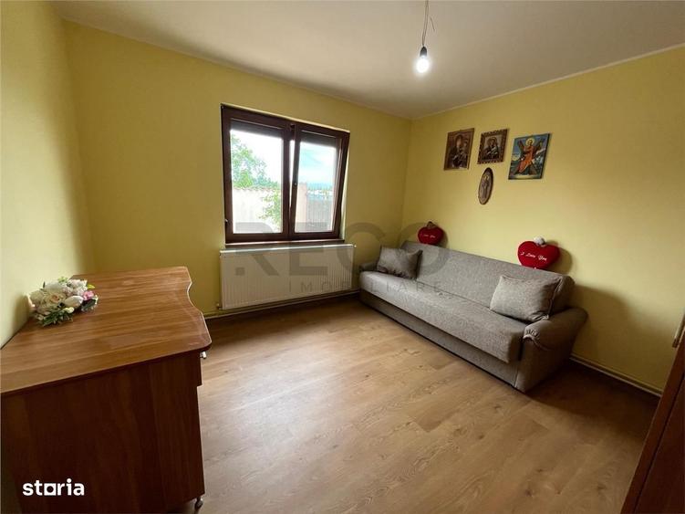 Casă cu 3 camere cu Teren 2350 Mp în Gepiu