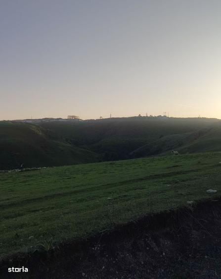 Teren de 900 mp, în Săndulești