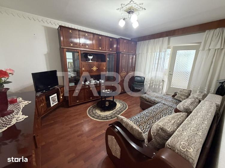 Apartament cu 2 camere decomandat în Central
