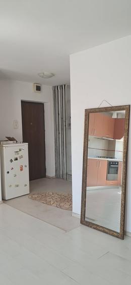 Garsonieră semidecomandată în Vitan