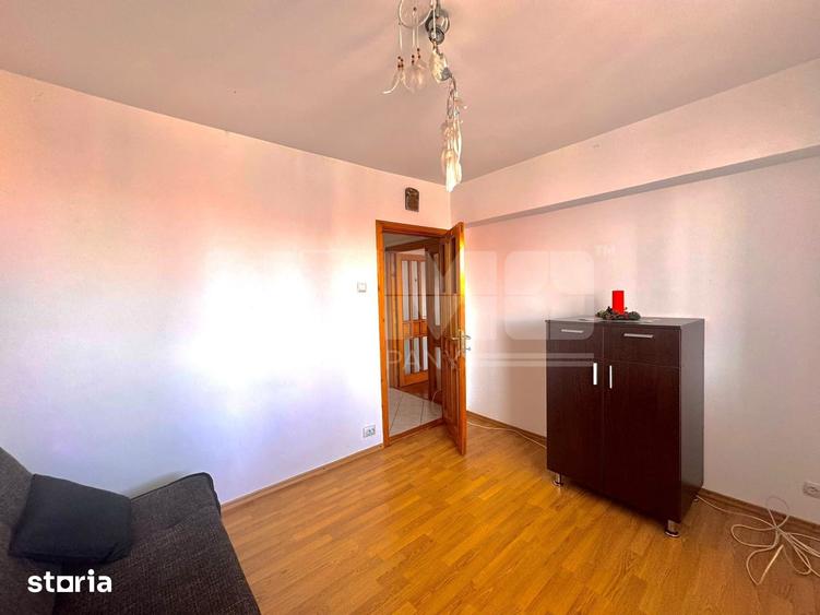 Apartament cu 3 camere în George Enescu
