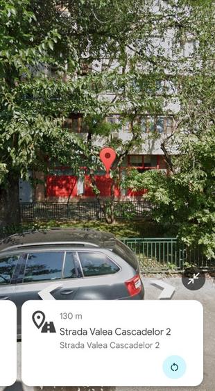 Apartament cu 3 camere semidecomandat în Păcii