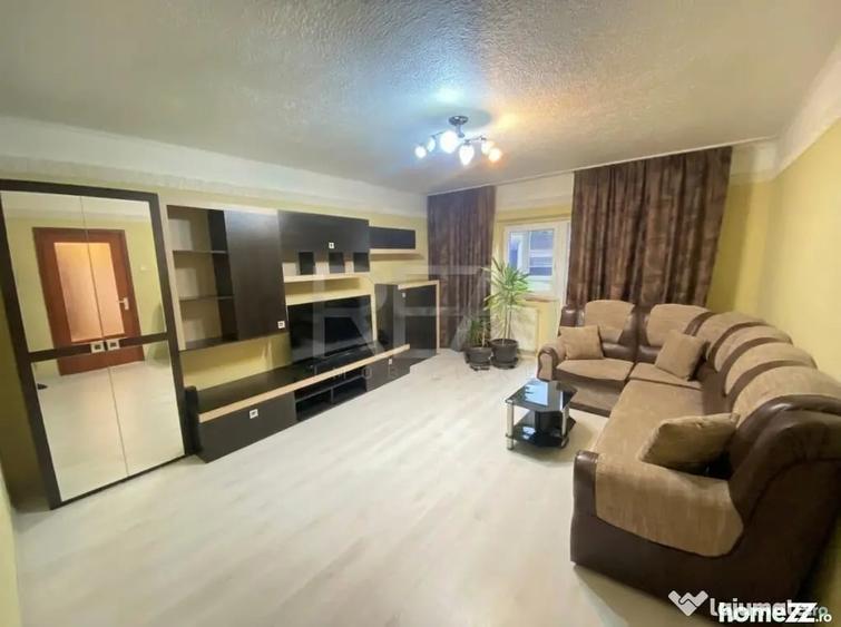 Apartament cu 3 camere decomandat în 13 Septembrie