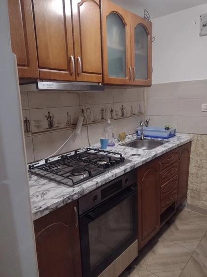 Garsonieră semidecomandată în Apărătorii Patriei