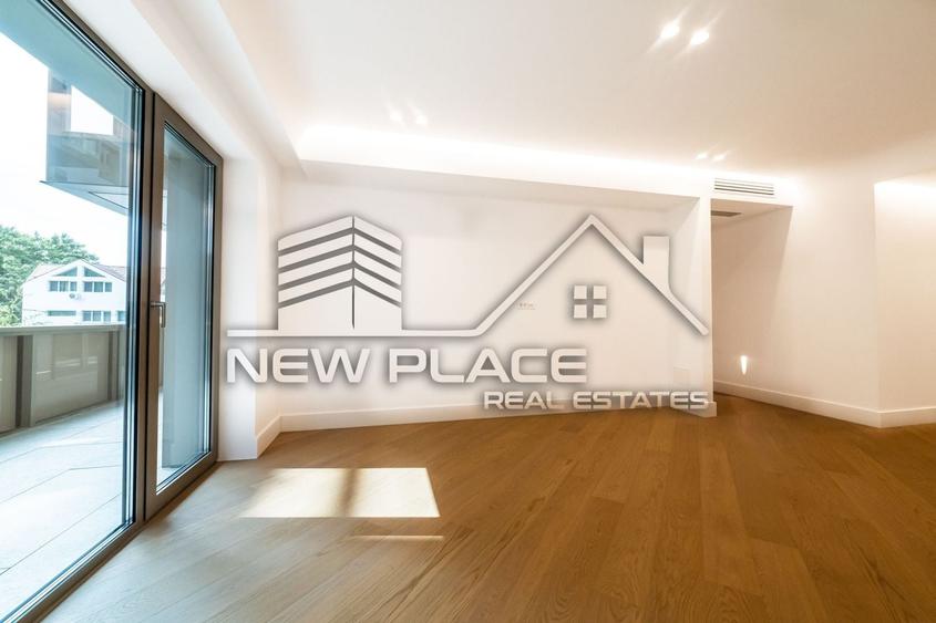 Apartament cu 3 camere decomandat în Pipera