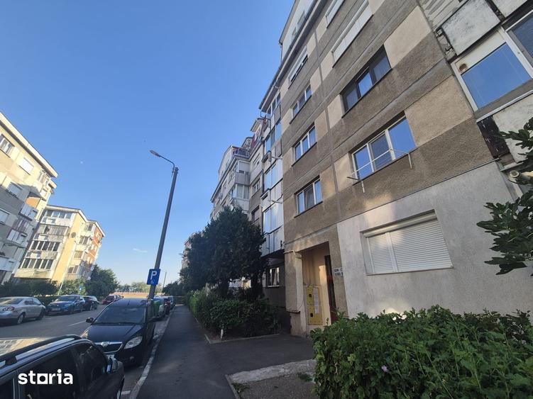 Apartament cu 2 camere decomandat în Central