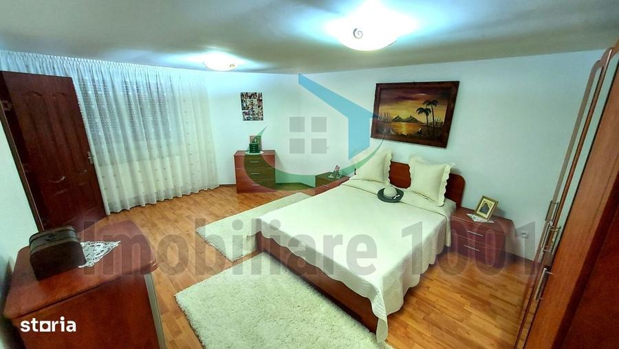 Casă cu 4 camere cu Teren 1061 Mp în Săcălășeni