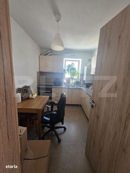 Apartament cu 2 camere decomandat în Tractorul