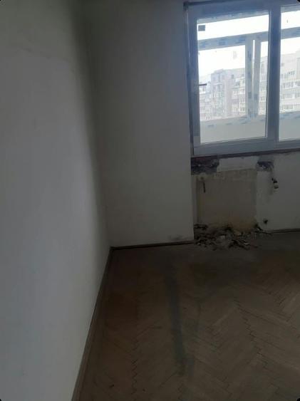 Apartament cu 2 camere semidecomandat în Iancului