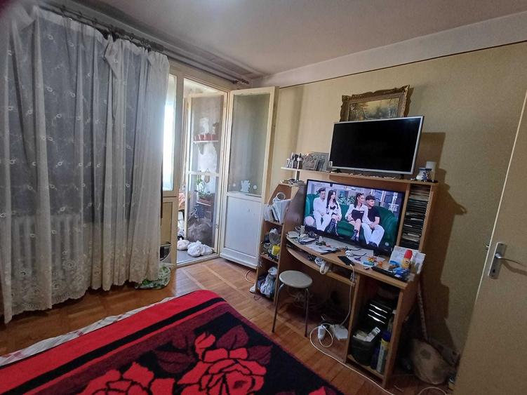 Apartament cu 2 camere decomandat în Circumvalațiunii