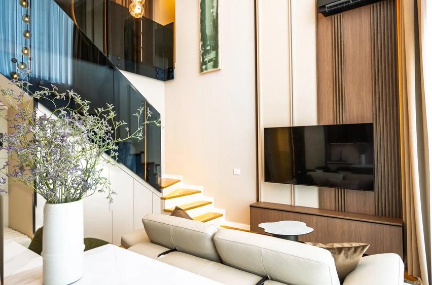 Penthouse cu 3 camere decomandat în Floreasca