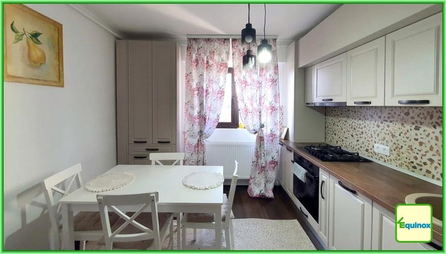Apartament cu 2 camere decomandat în Democrației