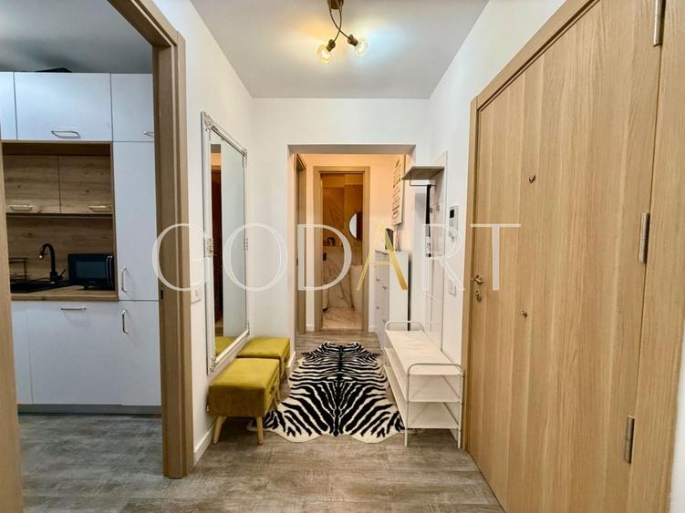 Apartament cu 2 camere decomandat, mobilat în P-ta Presei Libere