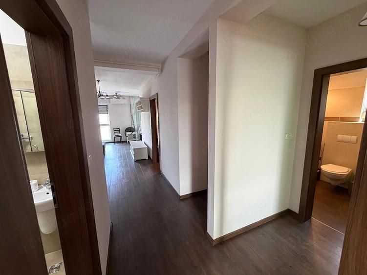Apartament cu 3 camere decomandat în Dumbrăvița
